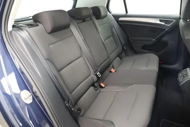 Volkswagen Golf view 12