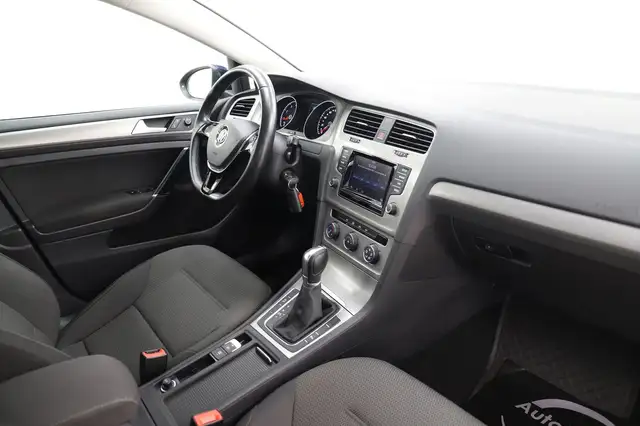 Volkswagen Golf view 15