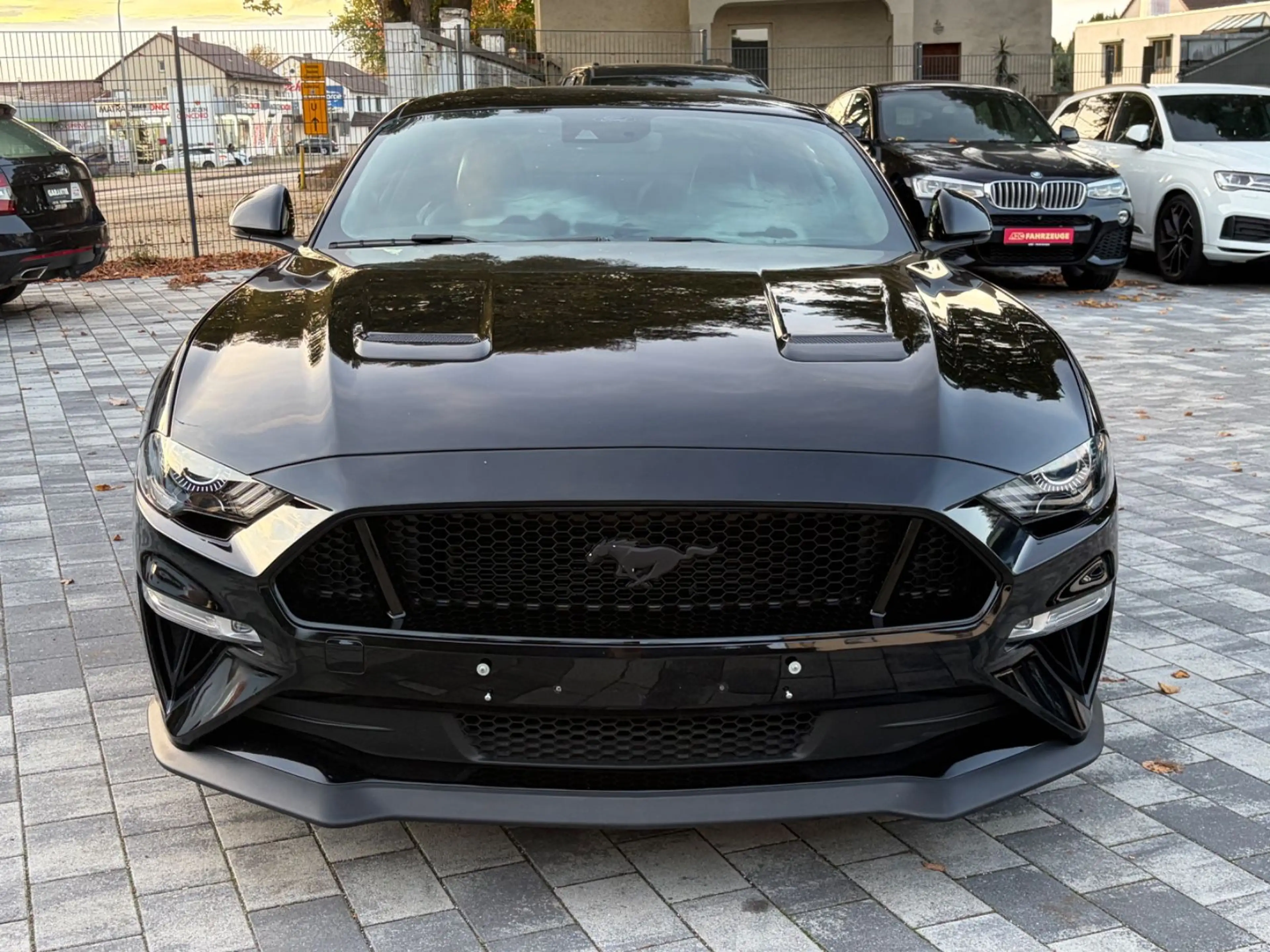 Ford Mustang GT Fastback 1.Hand / 6-Gang / Unfallfrei — photo 2