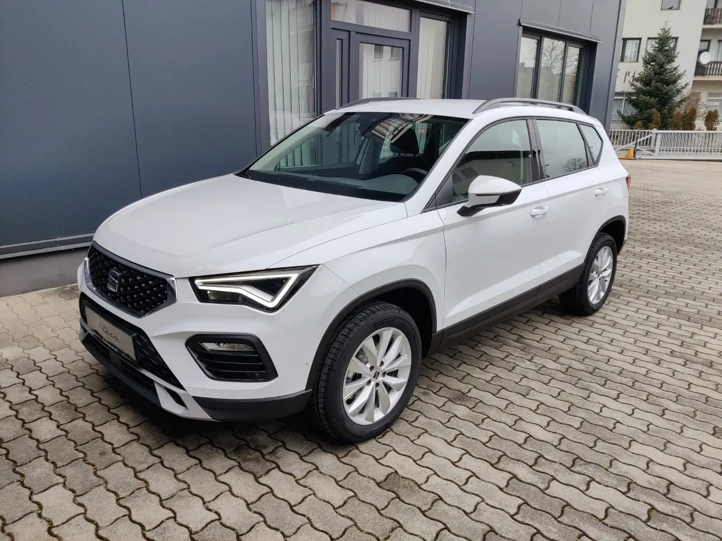 SEAT Ateca Style TSI mit Anhängevorrichtung Wit - 2