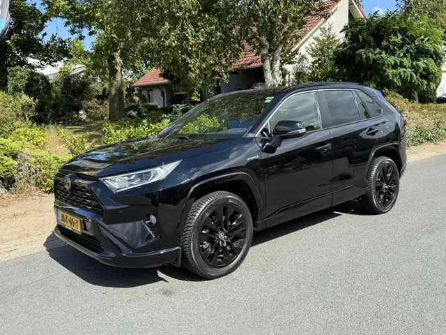 Toyota RAV 4 2.5 Hybrid AWD 222PK Black Edition JBL•Trekhaak