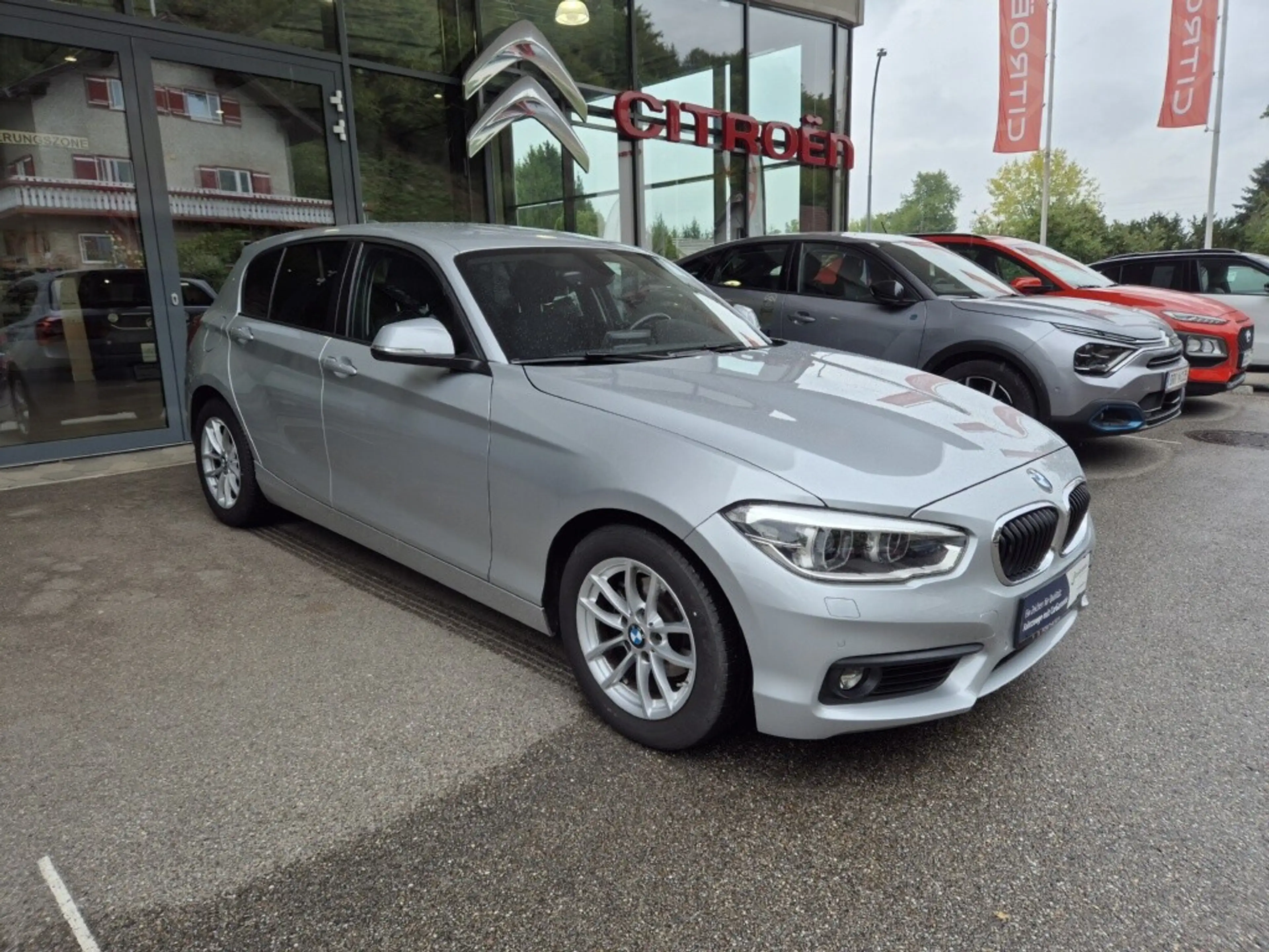 BMW 116 i Advantage — photo 2
