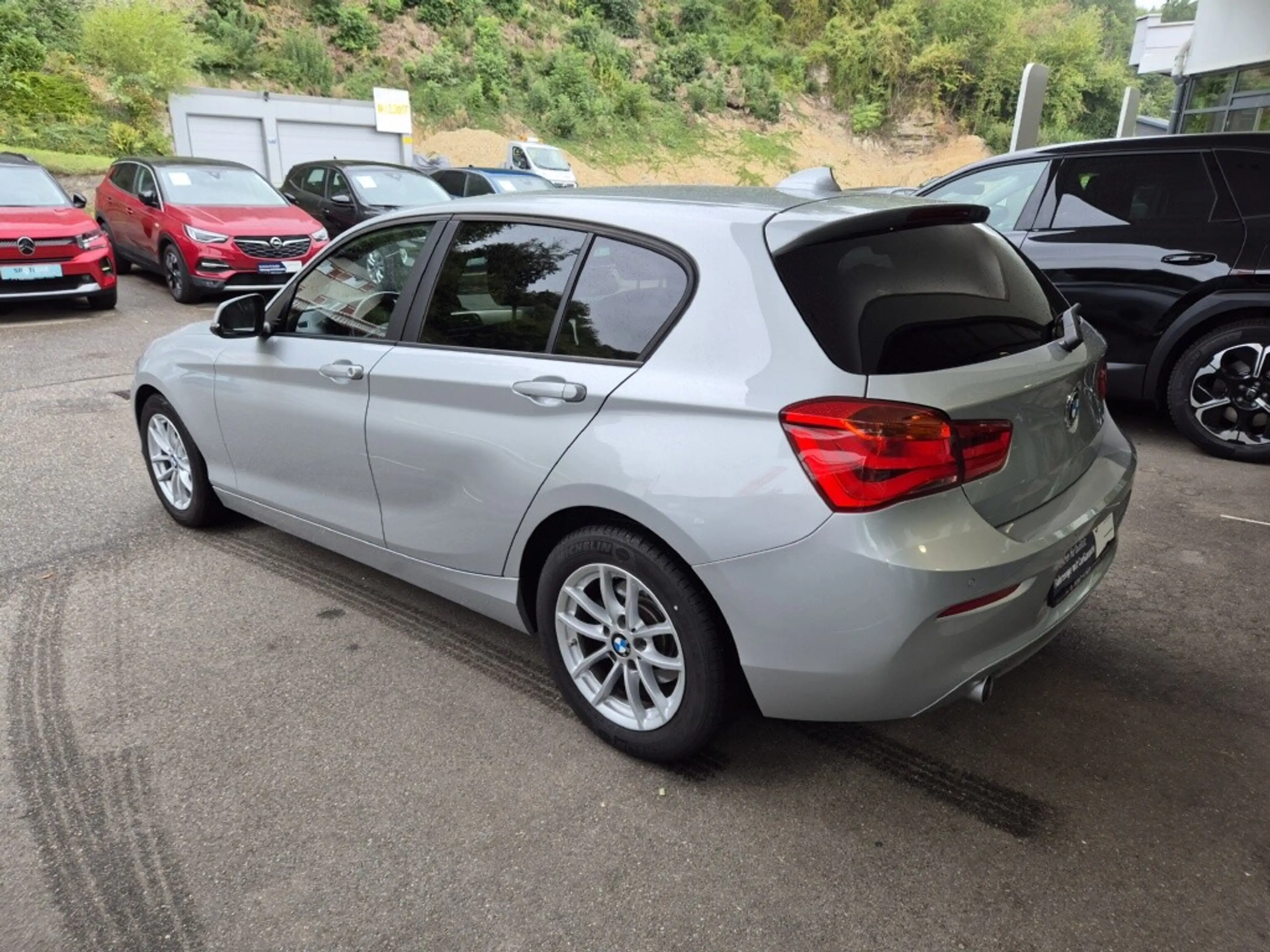 BMW 116 i Advantage — photo 4