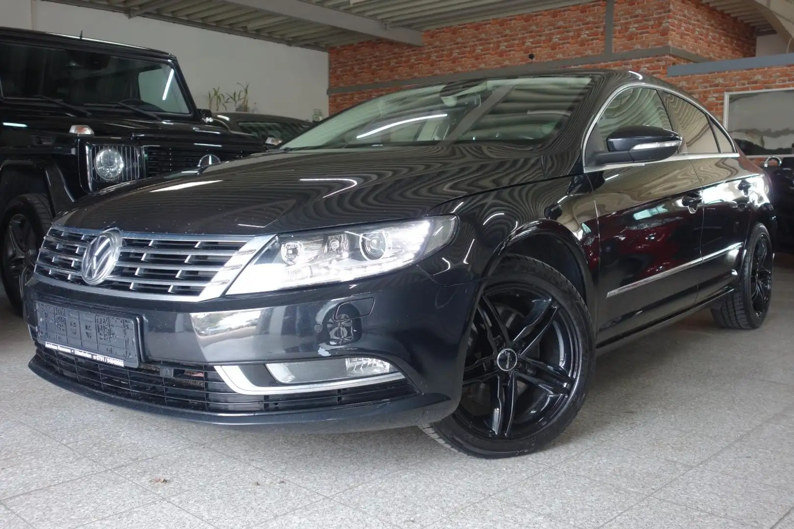 Volkswagen CC -2.0TDI-103KW-Leder-Navi-Xenon-Panorama-DSG Schwarz - 1