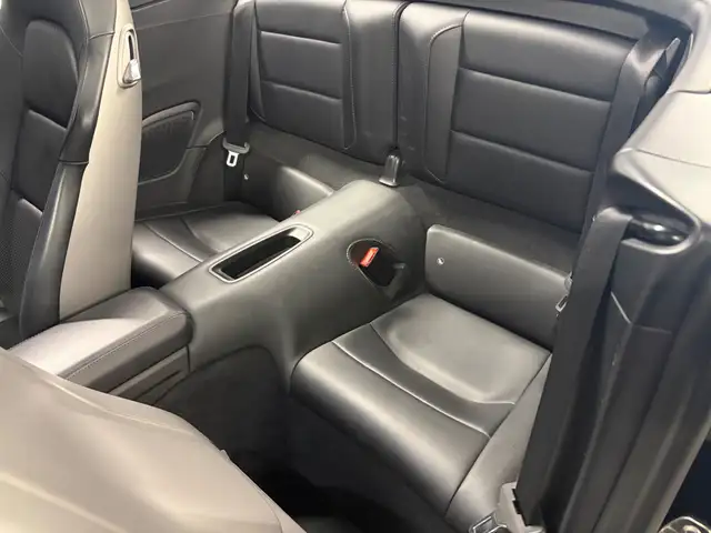 Porsche 911 view 13