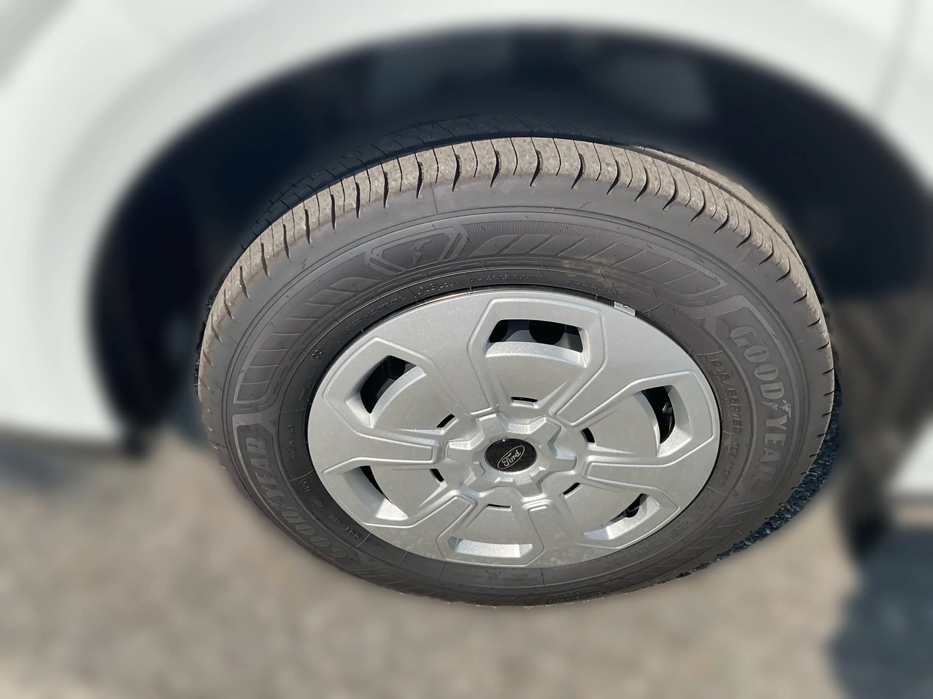 Ford Transit Custom 320 L1 Trend — photo 10