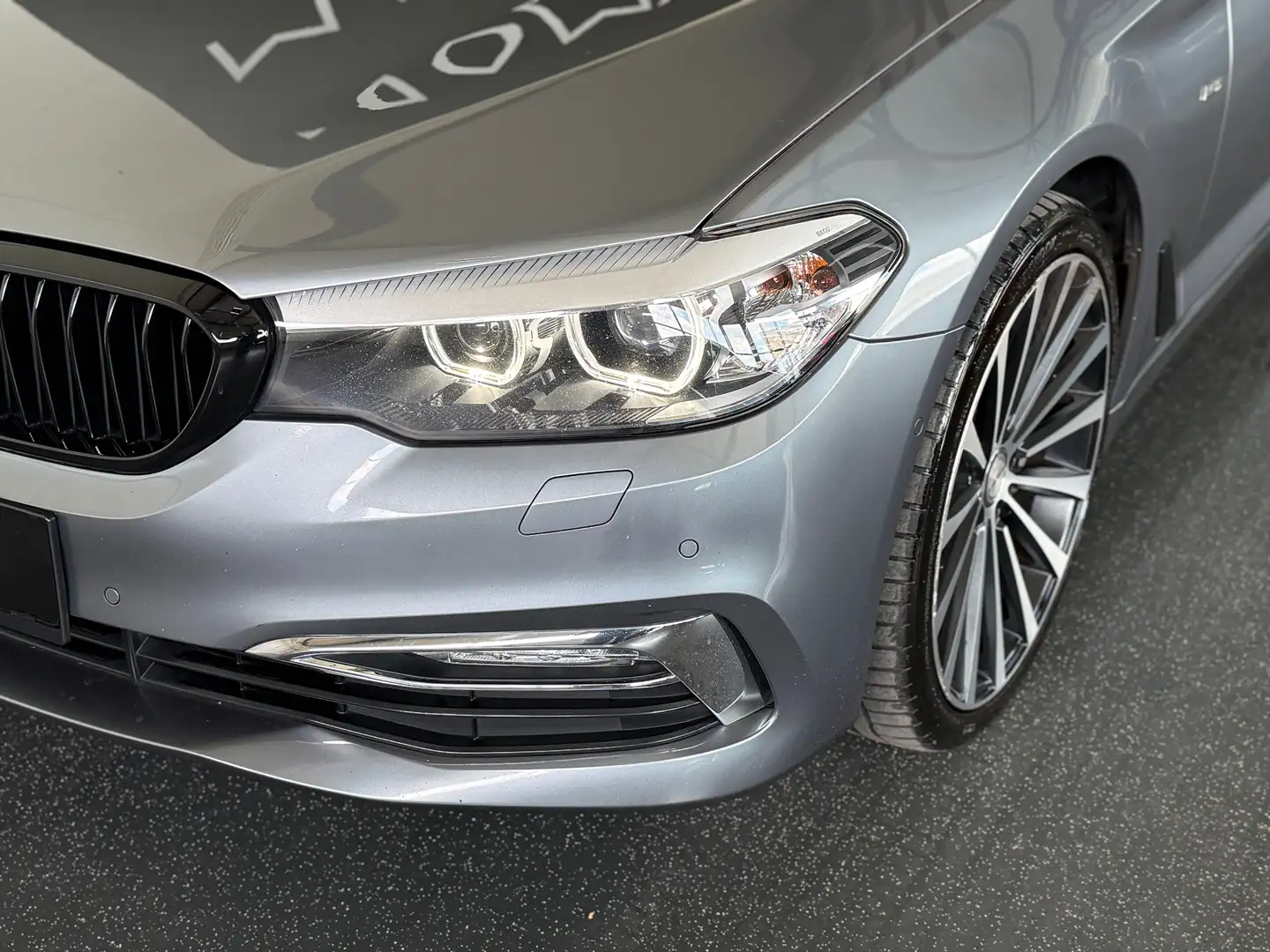 BMW 530 530d Luxury Line Pickerl NEU Tausch mgl. Grau - 2