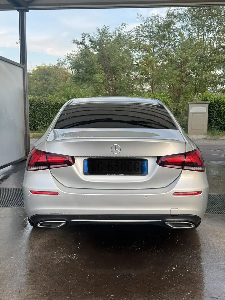 Mercedes-Benz A 200