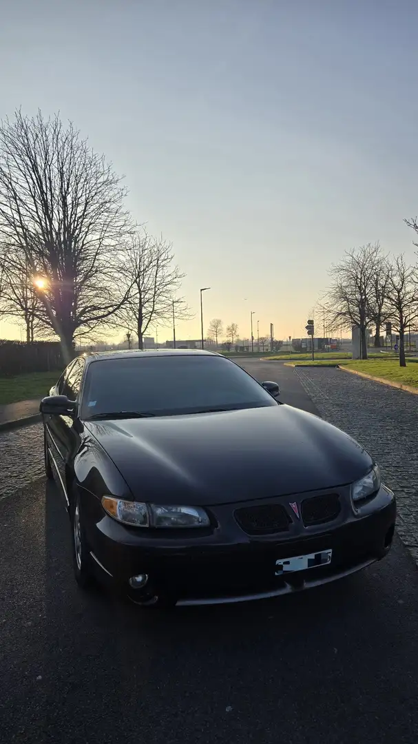 Pontiac Grand-Prix Schwarz - 1