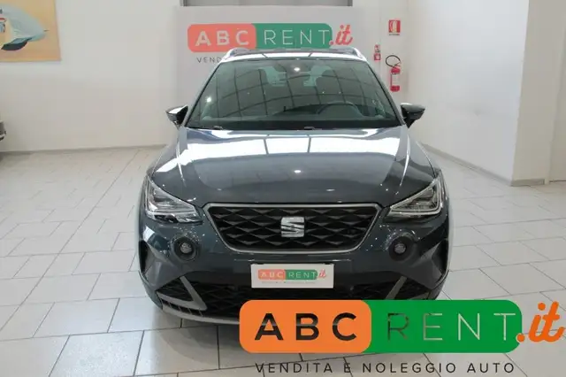 Seat Arona view 3