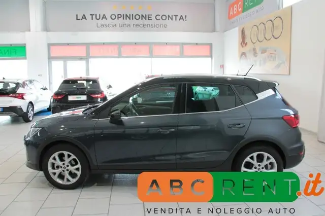 Seat Arona view 4