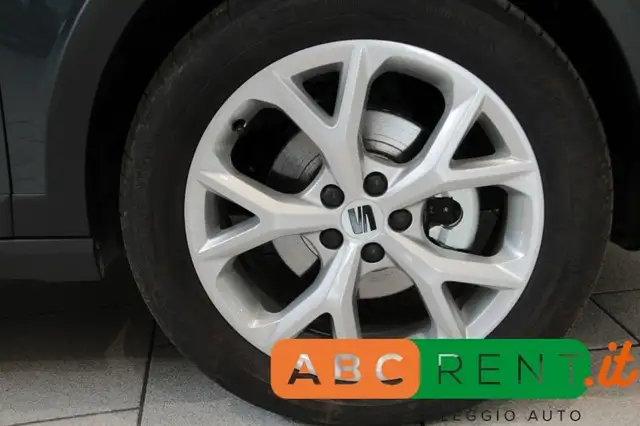 Seat Arona view 2