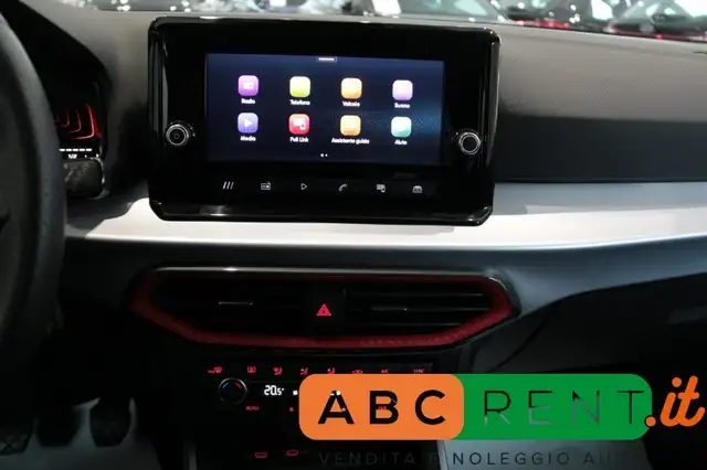 Seat Arona view 13
