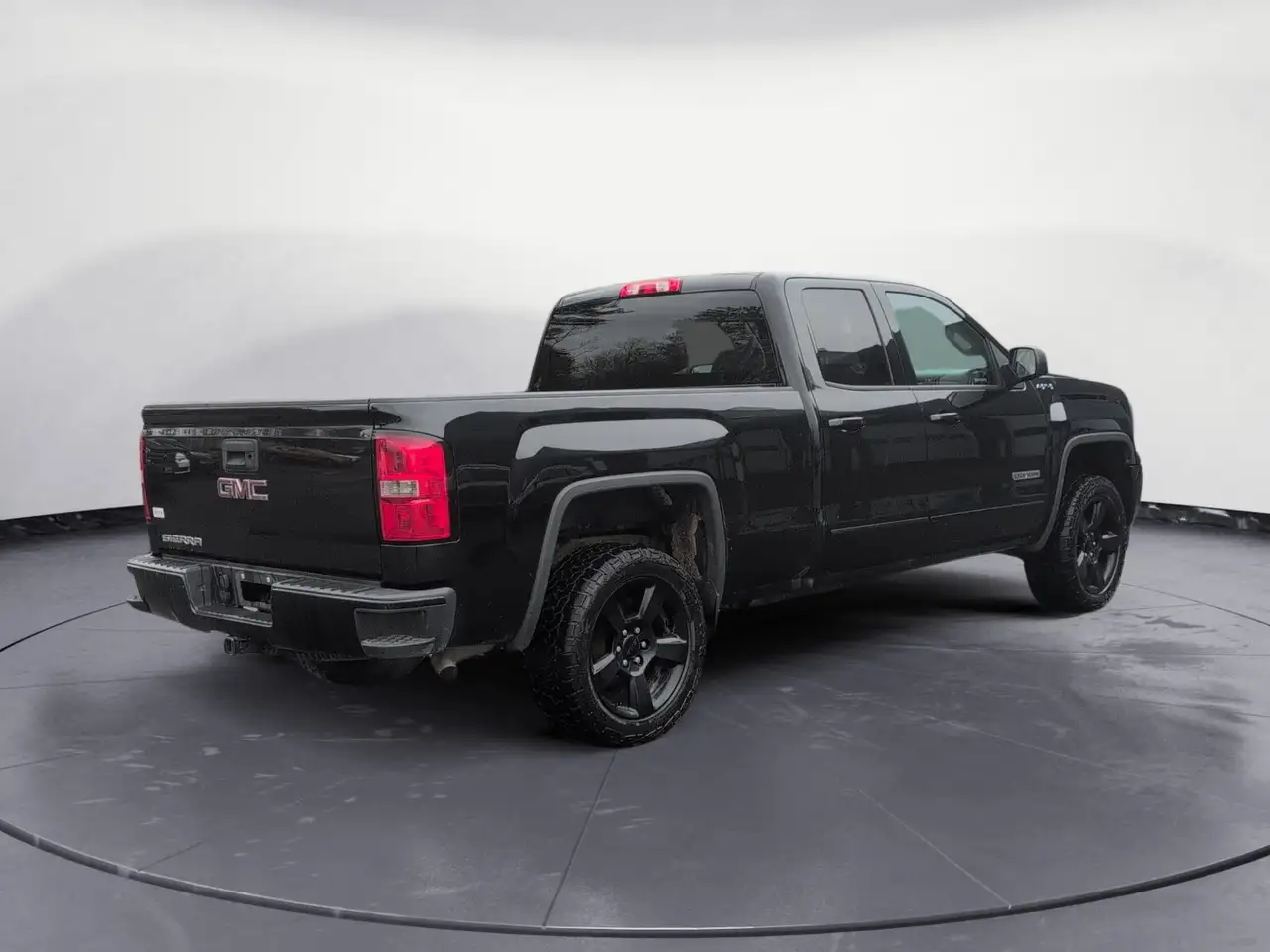 GMC Sierra 1500 снимка GMC Sierra 1500