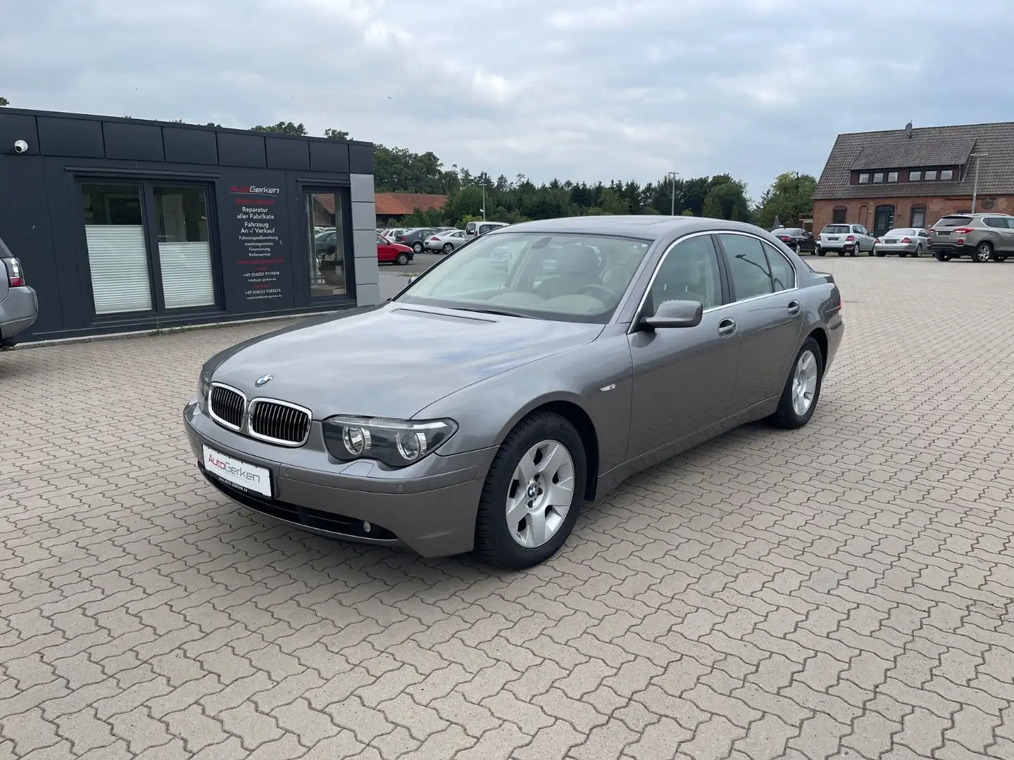 BMW 735 i A 2HD 86.552 KM Scheckheft Standheizung Braun - 1