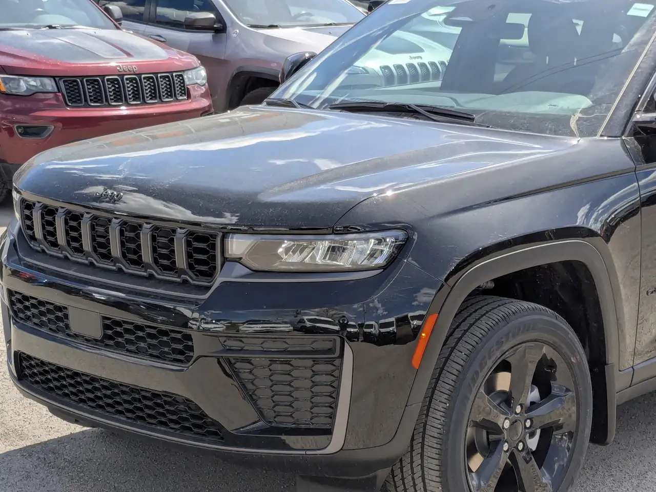 Jeep Grand Cherokee снимка Jeep Grand Cherokee