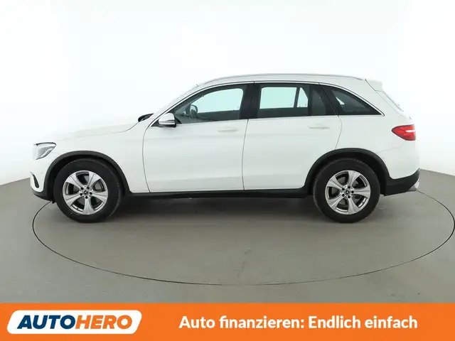 Mercedes-Benz GLC view 3