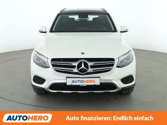 Mercedes-Benz GLC view 9