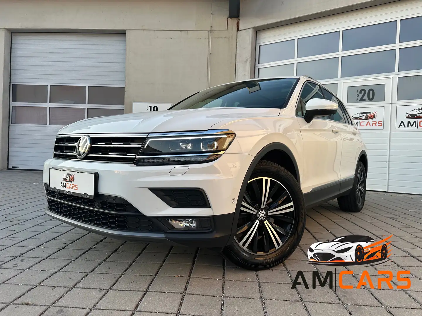 Volkswagen Tiguan 1,4 TSI 4Motion Highline DSG Weiß - 1