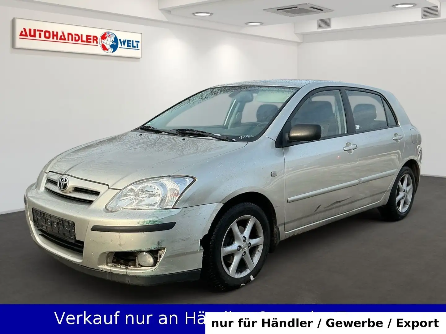 Toyota Corolla 1.6 Sol Lim. 5-trg. Klimaaut. Silber - 1