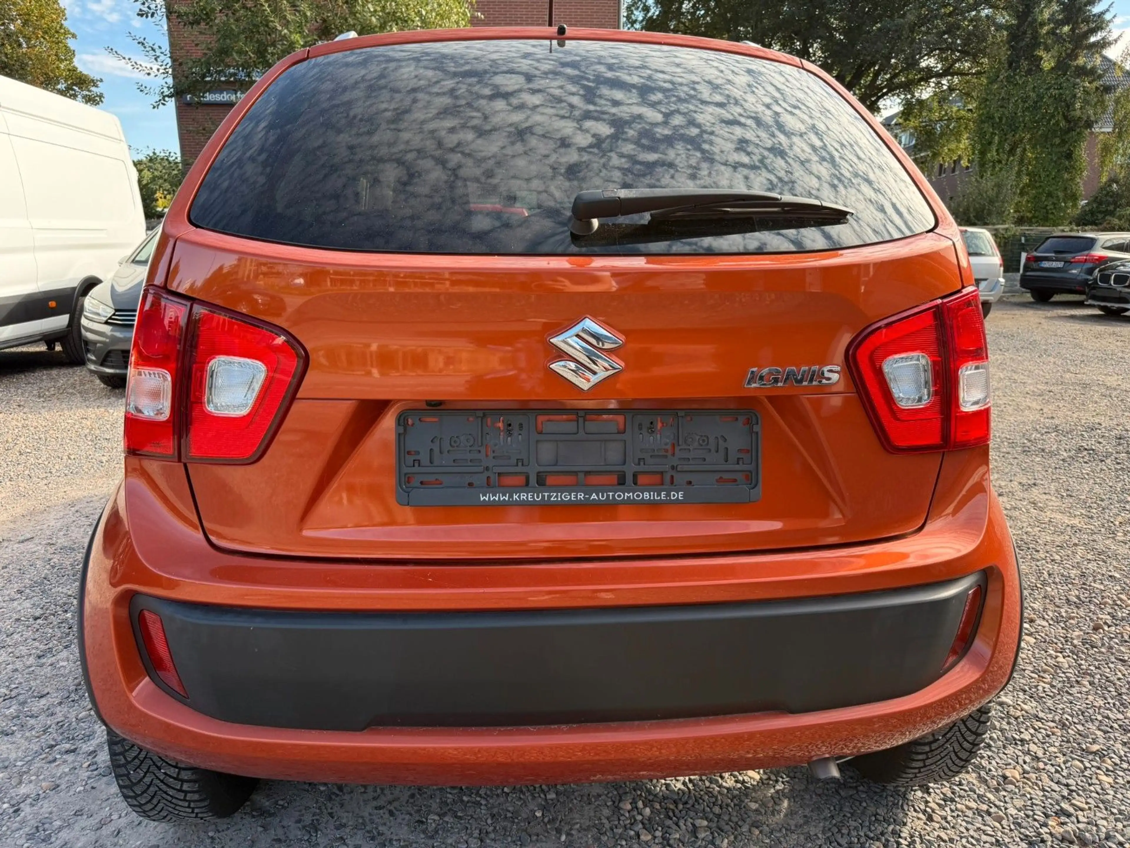 Suzuki Ignis Club — photo 5