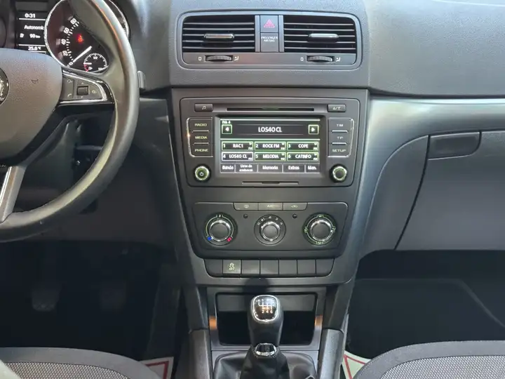 Škoda Yeti Outdoor 1.2 TSI Ambition 4x2 2014, foto 14
