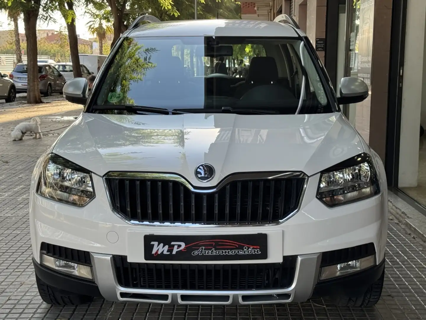 Skoda Yeti Outdoor 1.2 TSI Ambition 4x2 Blanco - 2