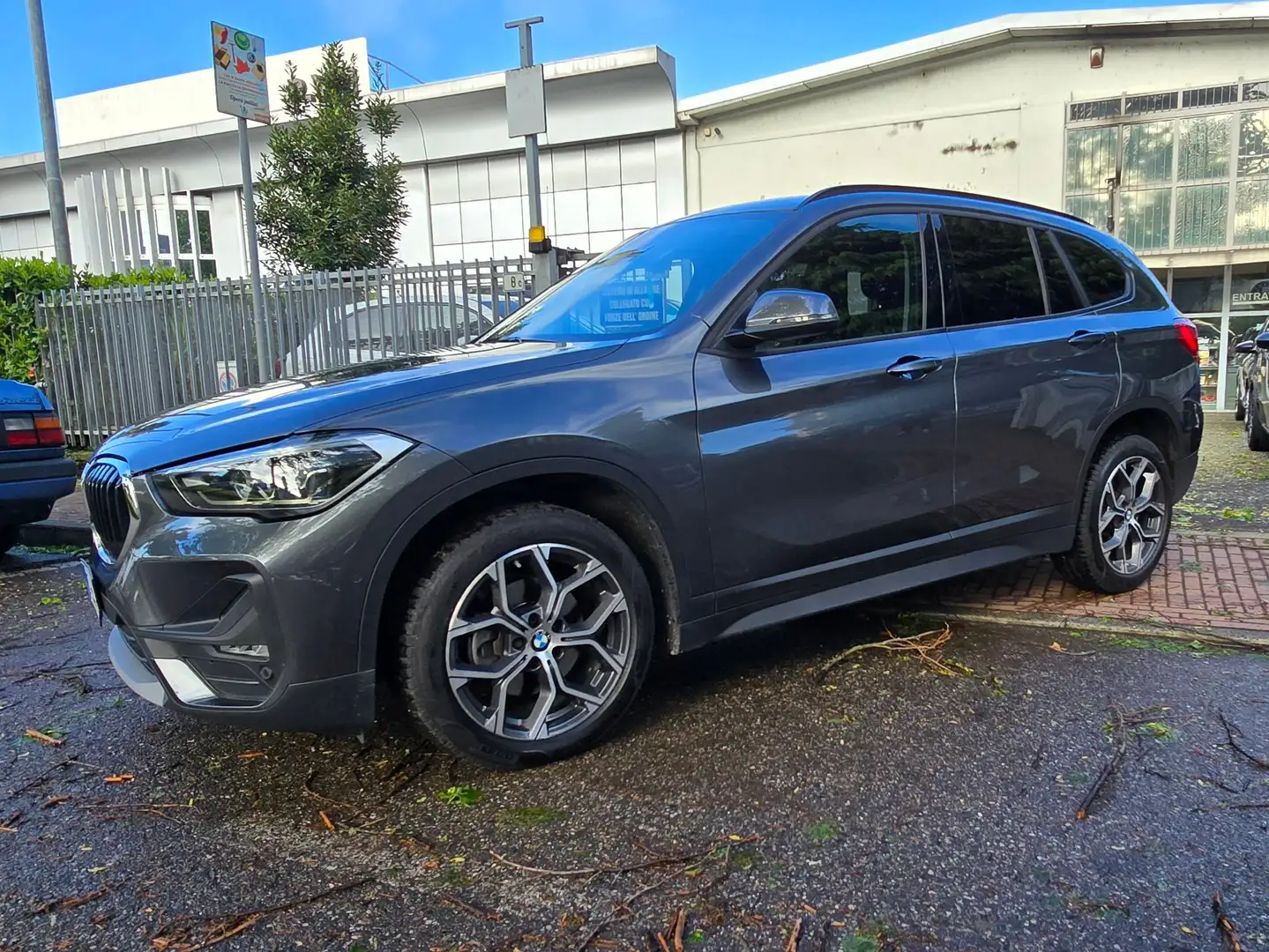 BMW X1 X1 sdrive18d Msport auto Zilver - 2