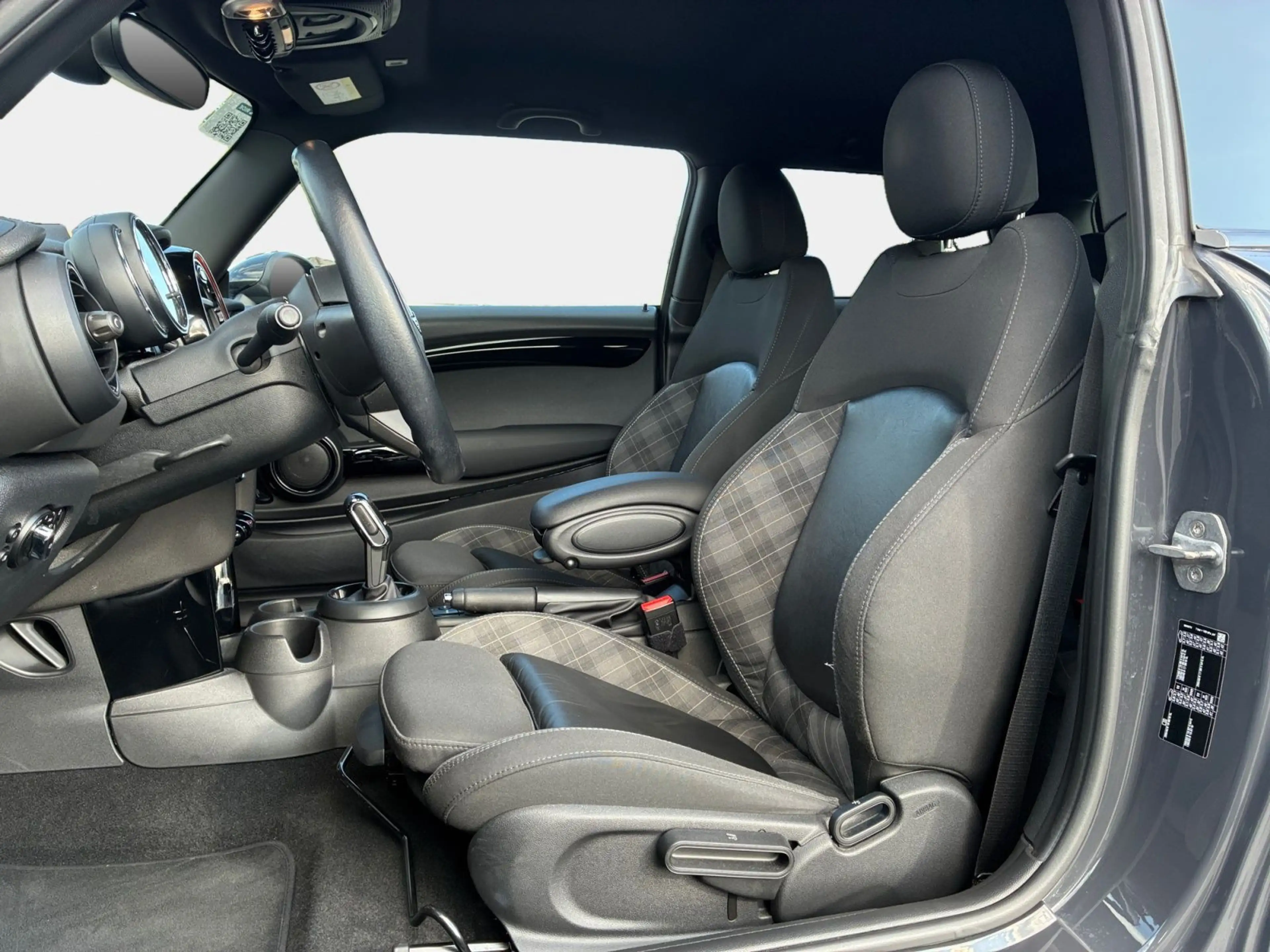 MINI Cooper S LED SHZ Tempomat — photo 9