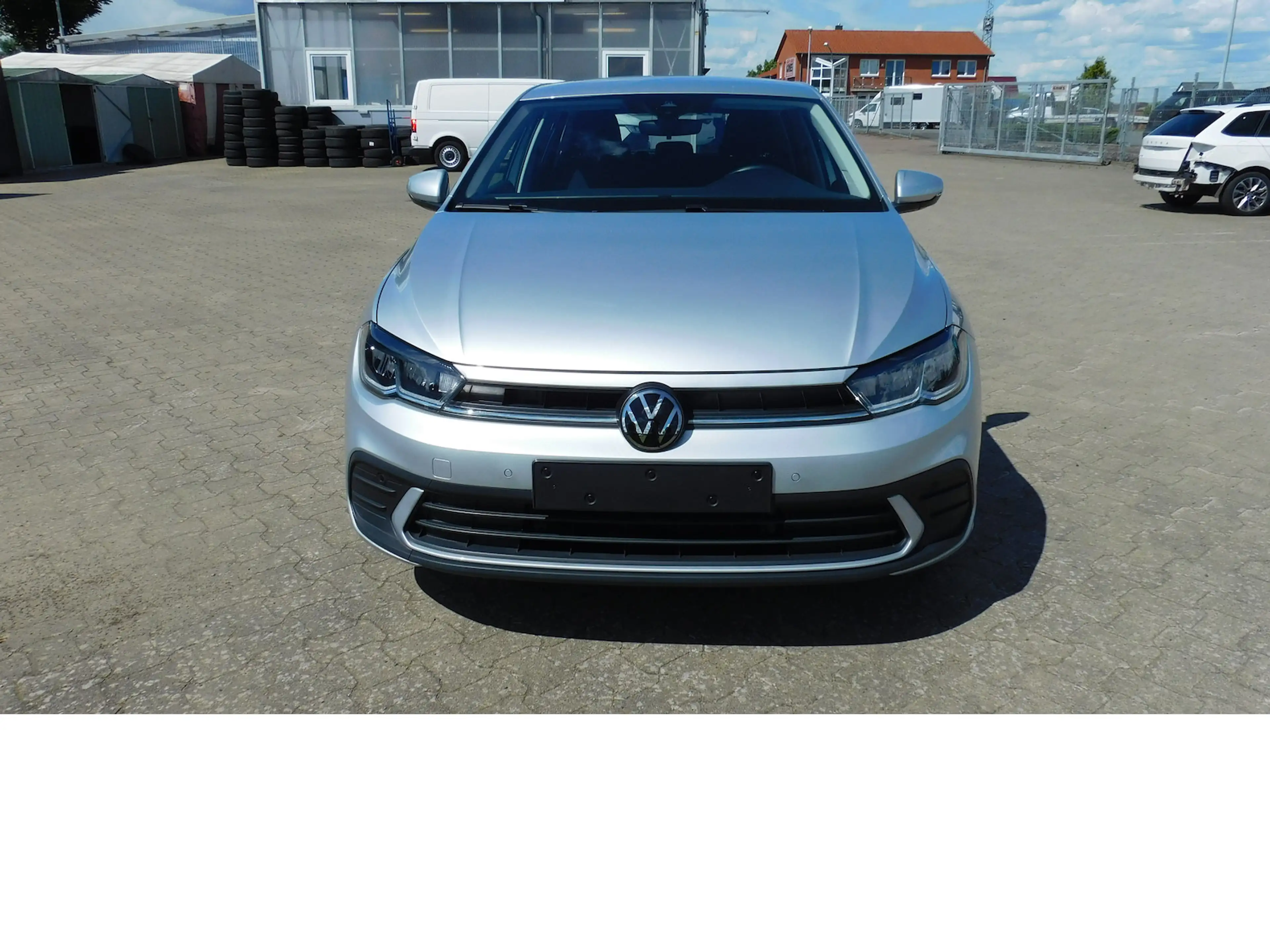 Volkswagen Polo 1.0 Life MPI BMT 4Trg Klima Navi LED — photo 3