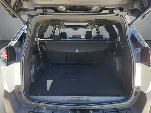 Peugeot 5008 view 7