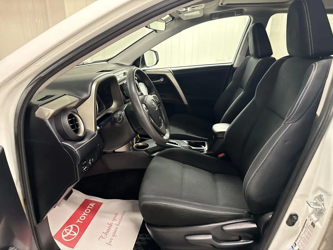 Toyota RAV 4 photo Toyota RAV 4