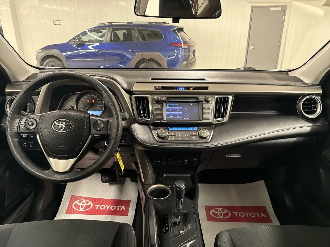 Toyota RAV 4 photo Toyota RAV 4