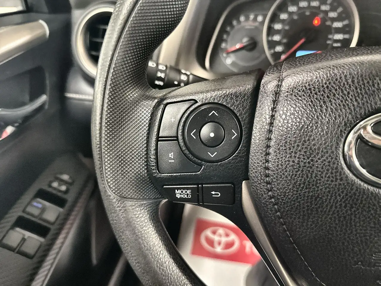 Toyota RAV 4 photo Toyota RAV 4