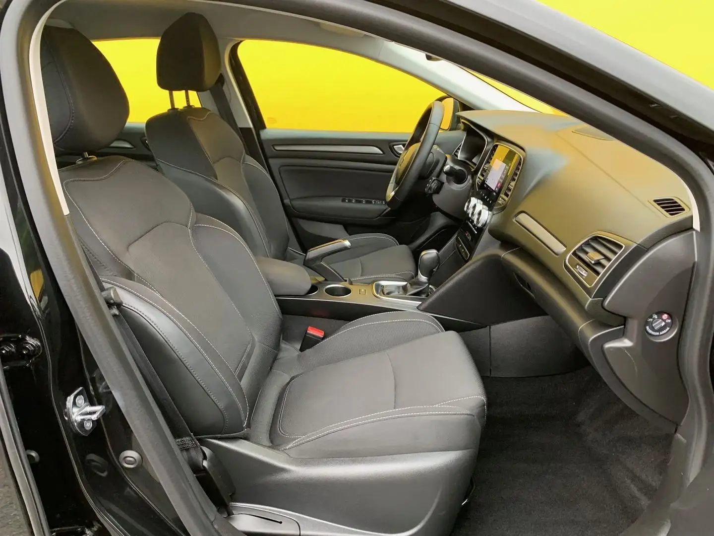 Renault Megane 1.5 BLUE DCI 115CH BUSINESS EDC -21N Noir - 2