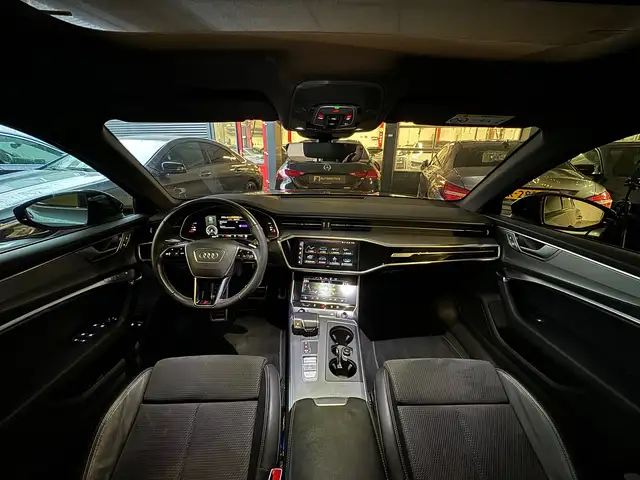 Audi A6 view 4