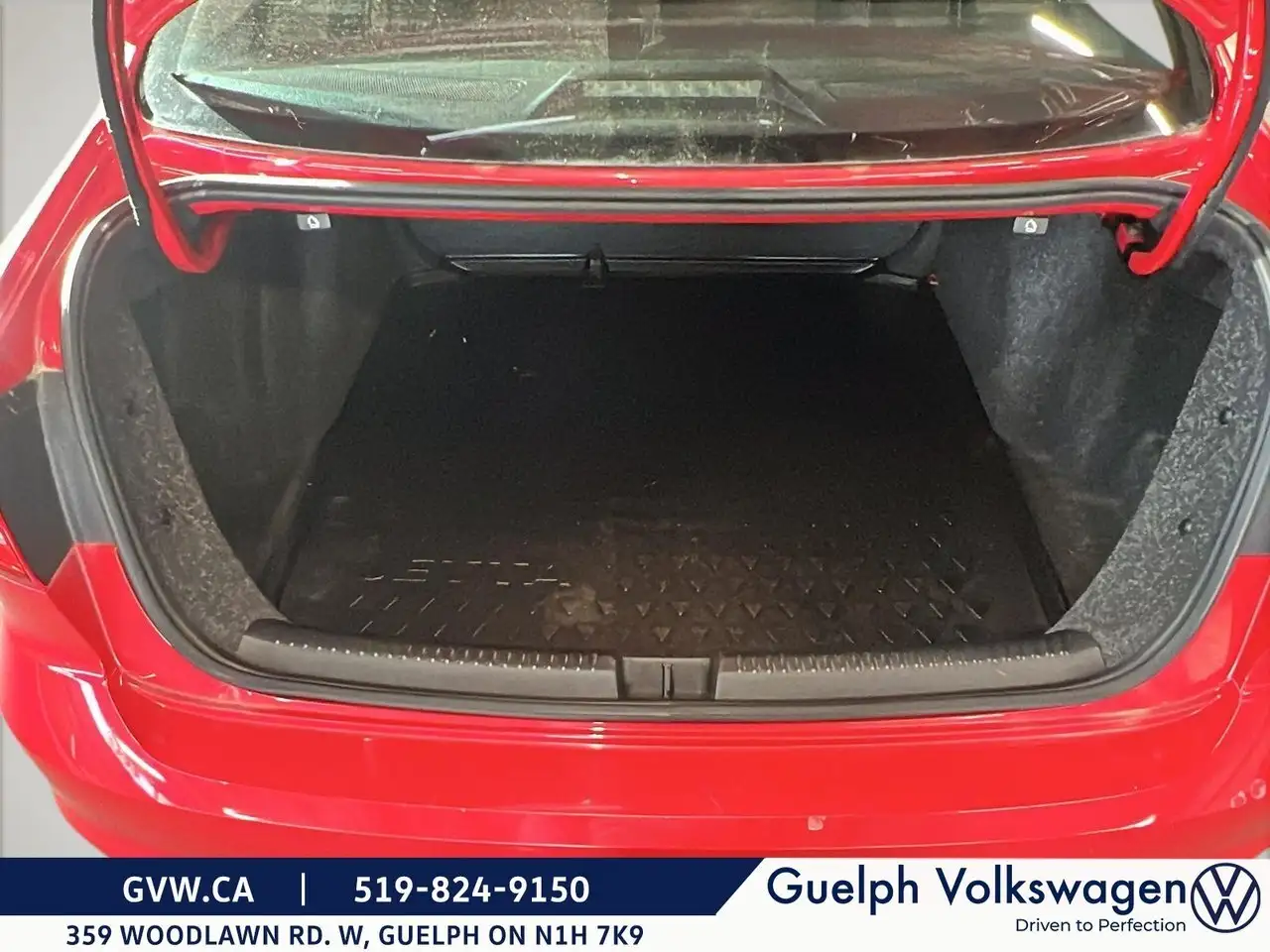 Volkswagen Jetta снимка Volkswagen Jetta