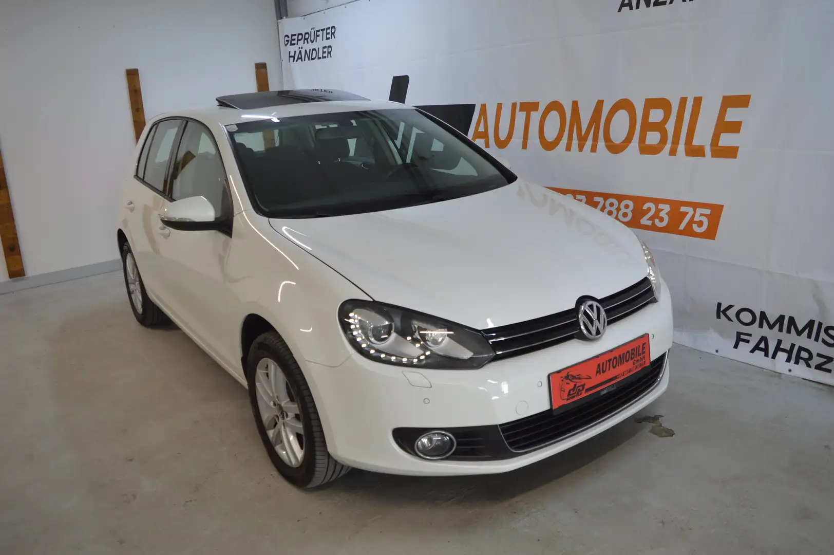 Volkswagen Golf 1,6 TDI **DSG**Bi-Xenon**Schiebedach**Alcantara** Weiß - 1