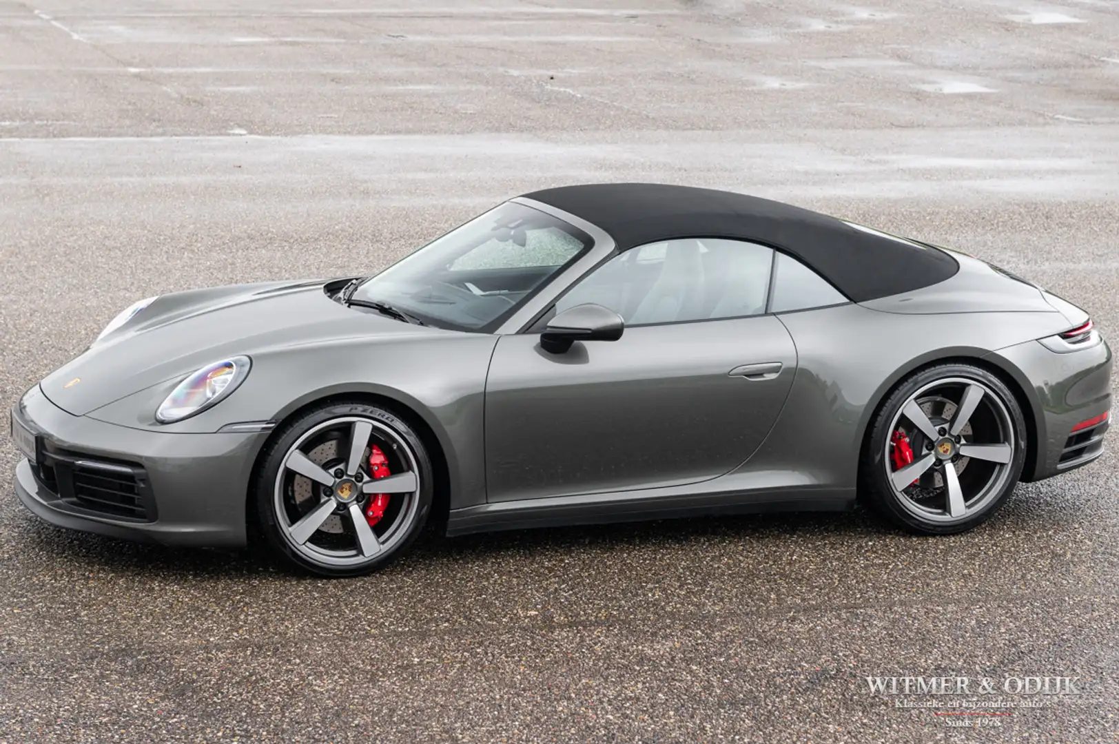 Porsche 992 Cabrio 3.0 Carrera S Aventurine Green 27.000km Green - 1