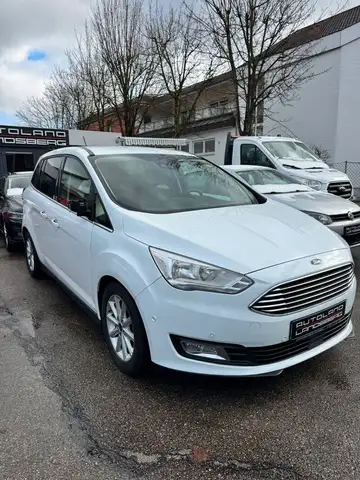 Ford Grand C-Max Titanium*AUTOMATIK*ACC*NAVI*AHK*SHZ*