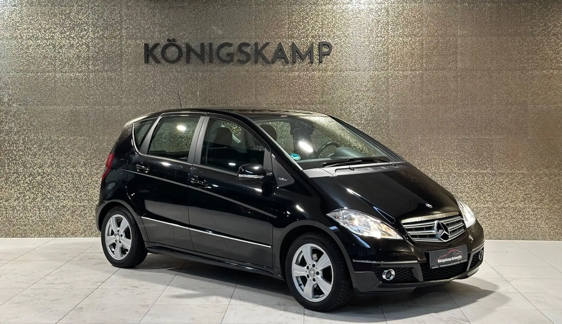 Mercedes-Benz A 160 * SHZ * KLIMA * SERVICE NEU * Schwarz - 1