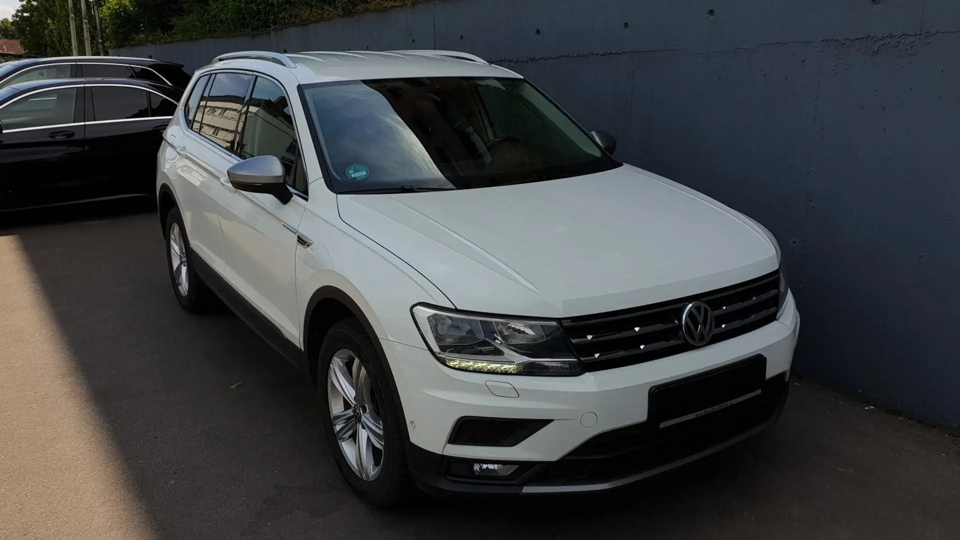 Volkswagen Tiguan Allspace 2.0 TDI DSG Virtual/Navi/ACC/AHK Weiß - 2