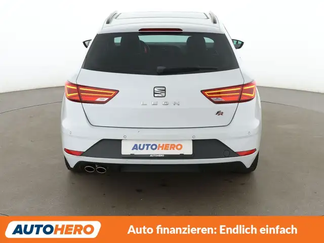 Seat Leon view 5