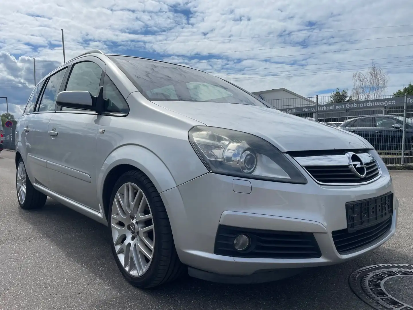 Opel Zafira B Sport Silber - 2