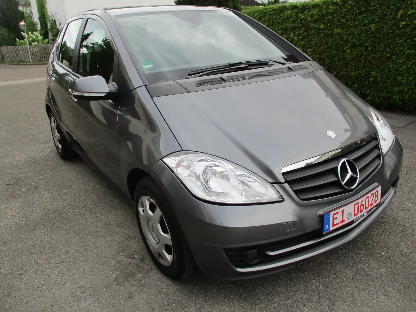 Mercedes-Benz A 180 A 180 CDI AUTOMATIK Grigio - 1