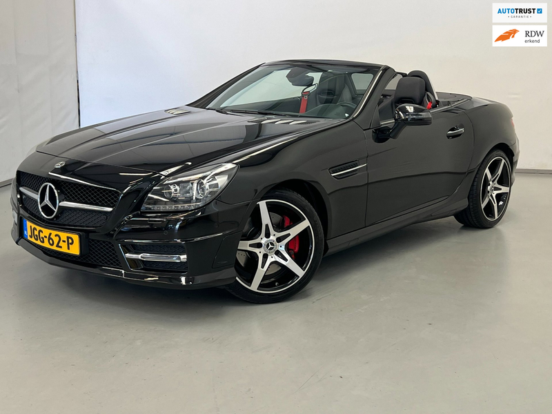 Mercedes-Benz SLK 250 AMG Edition / Pano / Airscarf / Keyless