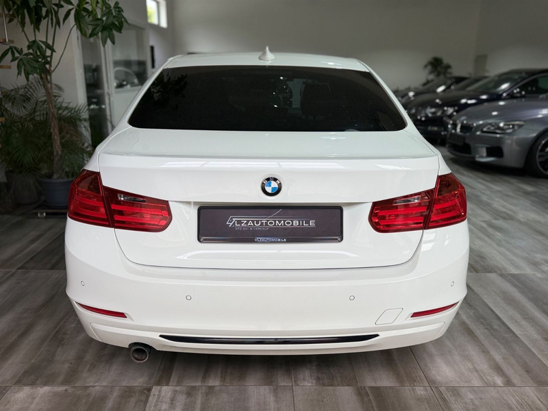 BMW 320 d Aut. F30 Limousine Shadow Line — photo 5