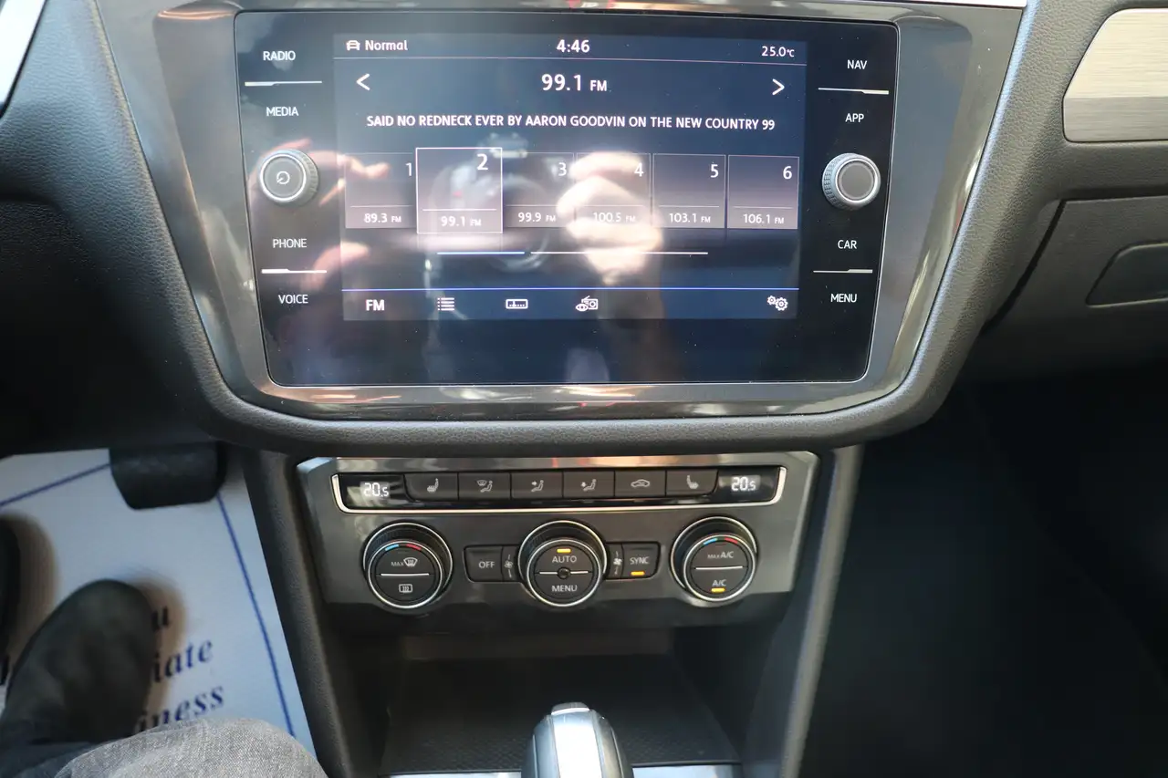 Volkswagen Tiguan снимка Volkswagen Tiguan
