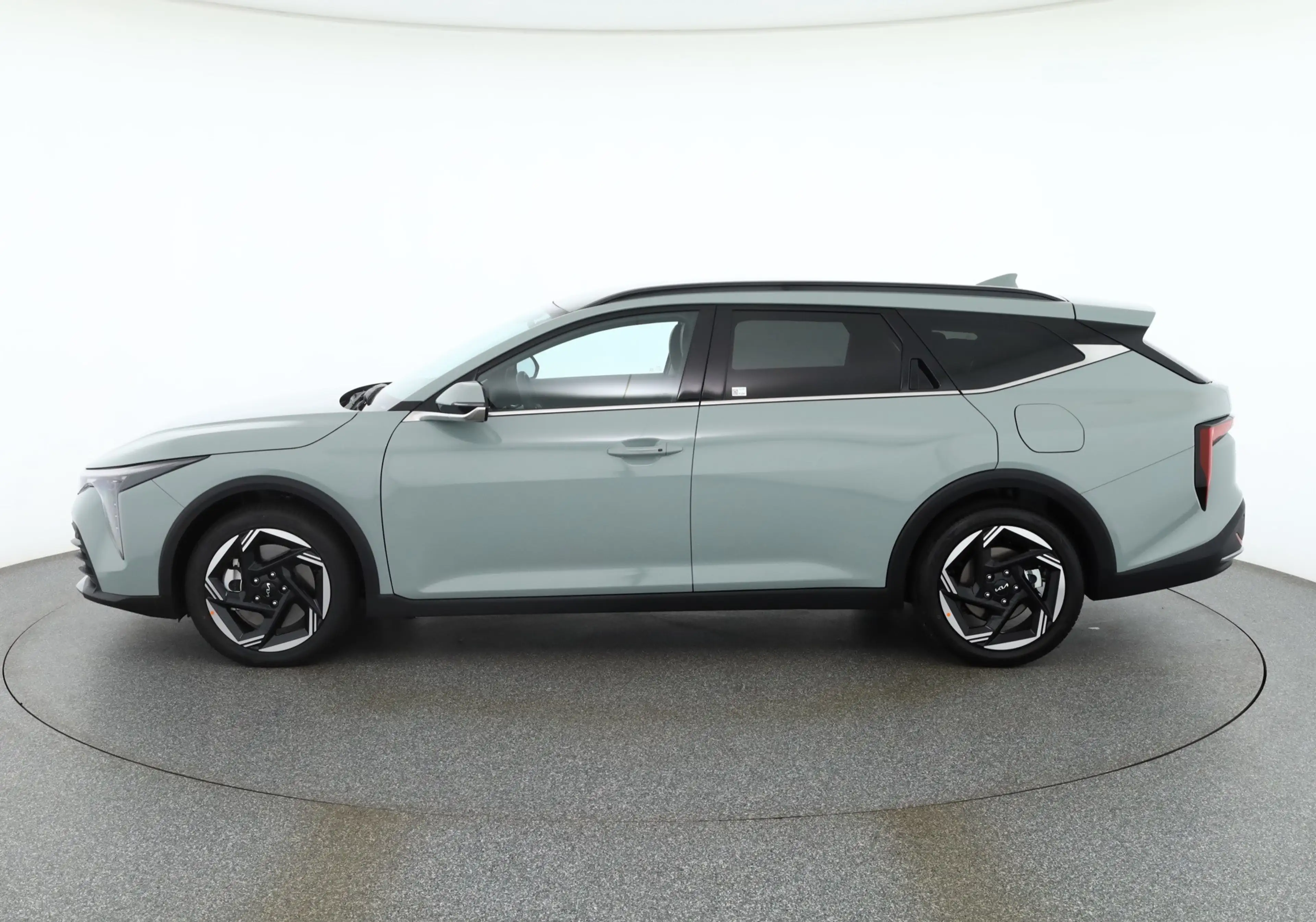 Kia Ceed SW / cee'd SW K4 Sportswagon 1.6 T-GDI Aut. LED ACC Navi — photo 2