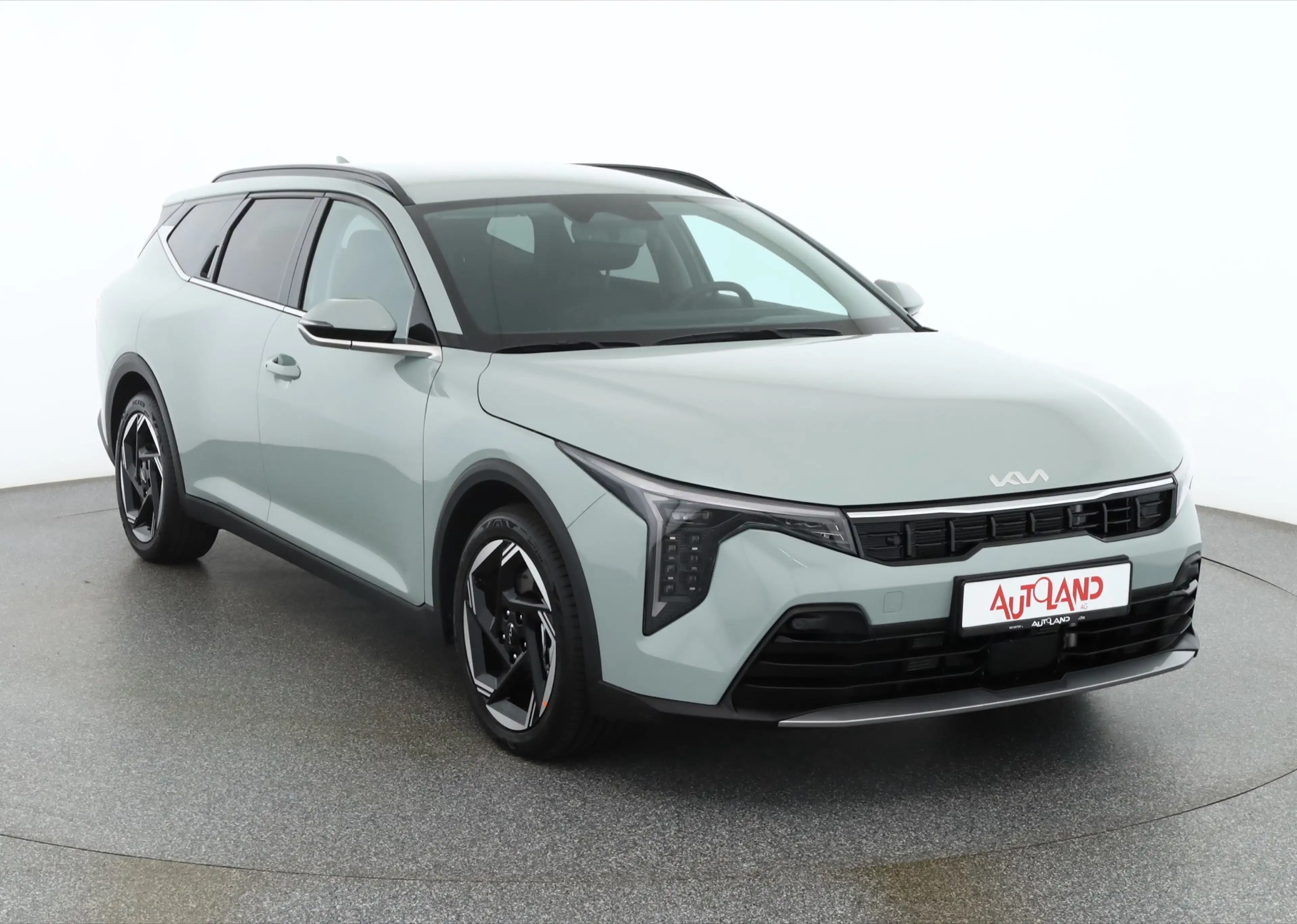 Kia Ceed SW / cee'd SW K4 Sportswagon 1.6 T-GDI Aut. LED ACC Navi — photo 7